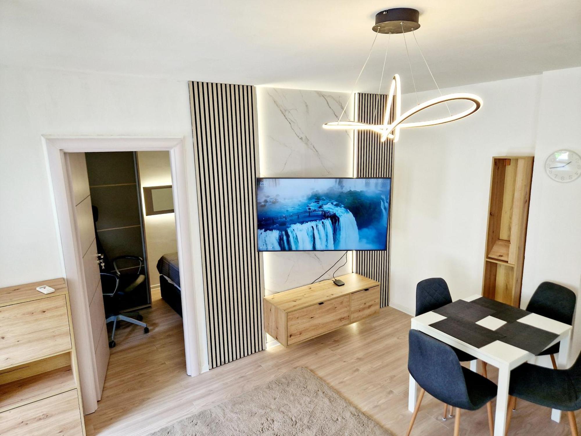 Cosy Novi Sad Loft, Self Check-In Daire Dış mekan fotoğraf